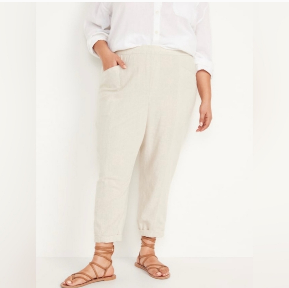 Old Navy Cream Ankle Pants